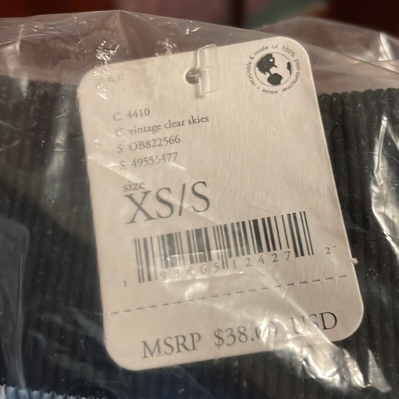 Free People Movement Seamless Short Vintage clear skies FP XS/S - Picture 5 of 5